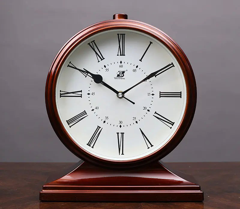 Fashionable Quartz Pendulum Desk Clock for Living Room